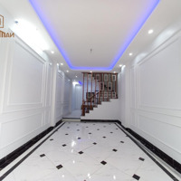 Bán Nhà Trung Tâm Phố Xốm 45M2X4 Tầngx 4 Phòng Ngủvuông Vắn, Xây Hiện Đại+ Cẩn Thận/ Ô Tô Tải Đỗ Cách 10M