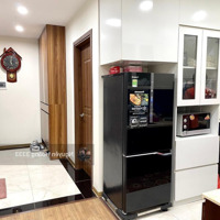 Hoàng 3333 Giá Thật. Bán Ch 2 Phòng Ngủ 2 Vệ Sinh 89,9M2 Tại Royal City, Tầng Trung Mát Mẻ, Ban Công Đông Bắc