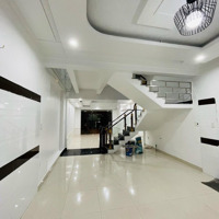 Bán Nhà Riêng Tại Cầu Giấy, Nhỉnh 13 Tỷ, 50 M2, Phân Lô, Dân Trí Cao, Ở Đỉnh