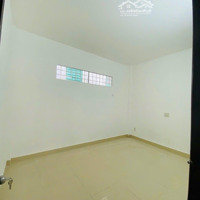Nhà Đẹphẽm Xe Hơiđậu Cửa 45M2, 2 Lầu Trường Chinh Tân Bình