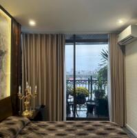 TRUNG TÂM QUẬN ĐỐNG ĐA - MẶT PHỐ - THANG MÁY - VỪA Ở VỪA KINH DOANH - VIEW HỒ - KHU VỰC VÍP - GIÁ TỐT
