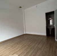 Cho Thuê Nguyên Căn Nhà Phố Nam Thiên, Có Thang Máy, Đ. Hà Huy Tập, Quận 7