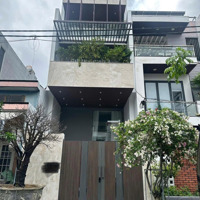 Bán Nhà Mới 100% 5 Tầng, 5 Phòng Ngủ Sân Để Xe, Gần Cầu Tiên Sơn - Quận Hải Châu