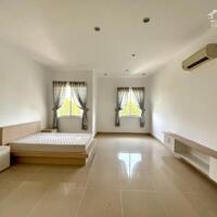 Cho thuê biệt thự có 4 phòng ngủ 4WC, đầy đủ nội thất cao cấp tại Oasis, Vsip 1, BD