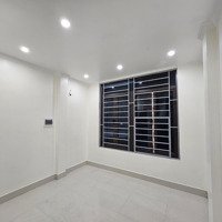 Bán Nhà Riêng Tại Phố Nghĩa Dũng, 2,3 Tỷ Vnd, 16 M2, 2 Pn, 2 Wc, 1 Phòng Khách Bếp, 1 Tum