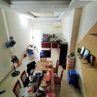 Bán gấp nhà đẹp 3 tầng xây kiên cố 94m2 cách mặt tiền đường 22, Linh Đông chỉ 50m giá chốt tốt