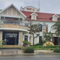 Bán Gấp Khu Nghỉ Dưỡng, Tạo Dòng Tiền Tốt Giá Ngộp Bank Hơn 50%
