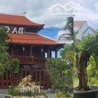 Bán Gấp Khu Nghỉ Dưỡng, Tạo Dòng Tiền Tốt Giá Ngộp Bank Hơn 50%