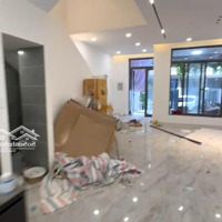 Cho Thuê Bt Nhà Phố Kdc Lavila Kiến Á - Đang Làm Nội Thất Mới 100% Như Hình