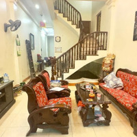 Bán Nhà Giáp Bát, Sát Phố Kim Đồng - 95M2, Có Ô Chờ Thang Máy, Sổ Đỏ Chính Chủ Nở Hậu - Vị Trí Đẹp