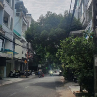 Giảm 1,1 Tỷ, Bán Nhà Cáchmặt Tiền2 Căn, Hẻm 8M Ngay Hoàng Hoa Thám, Tân Bình, Ngang 5.5M, Giá Bán 11.9 Tỷ