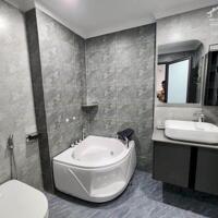 Bán Nhà 5Tầng Cạnh Đại học công nghiệp  ngã tư nhổn Ô Tô Đỗ gần Lô Góc dt 33m2 giá nhỉnh 4 tỷ tí