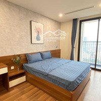 Hiếm. Giá Rẻ Nhất! Cho Thuê Căn Hộ Central Field 2 Ngủ Full Đồ Thoáng Sáng Chỉ Có 14 Triệu