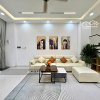 Bán Gấp Nhà Đường Võ Văn Tần - Quận 3 - Diện Tích: 55M2( 5X11) Nhà 1 Trệt 1 Lầu - Giá Bán 2 Tỷ 020 - Shr