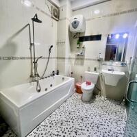 Nhà 4 tầng, 130m2, ngay Nguyễn Duy Trinh, ngang hiếm 7m, nhỉnh 8 tỷ