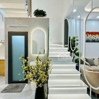Cần Bán Gấp 2 Tỷ1 50 - Mặt Tiền Hẻm Xe Hơi Đường Nguyễn Văn Đậu, Phường 6, Quận Bình Thạnh.