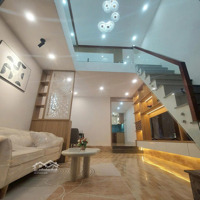 Nhà Siêu Đẹp - Giá Lại Tốt Tọa Lạc Tại Quận 9 45M2 Chỉ 2 Tỷ 300 Triệu