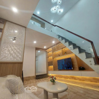 Nhà Siêu Đẹp - Giá Lại Tốt Tọa Lạc Tại Quận 9 45M2 Chỉ 2 Tỷ 300 Triệu