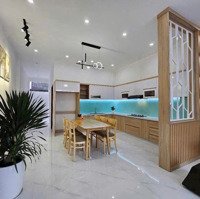 Chính Chủ Bán Nhà Đ. Phùng Văn Cung, P.4 Phú Nhuận,Diện Tích62M2, 2 Phòng Ngủ 2 Vệ Sinh 1 Trệt 1 Lầu, Giá Rẻ 1 Tỷ 870