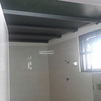 Còn 1P 3 Triệu5 2 Cửa Sổ,Máy Lạnh, Gần Các Trường Đh, Cnc