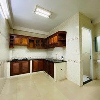 Vip Âu Cơ - Tân Phú - Hẻm Xe Tải Thông - 60M2 - 3 Phòng Ngủ- 3 Tầng Btct - Mới Đẹp Ở Ngay - Chỉ 2.7 Tỏi