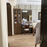 Bán Căn Hộ Garden Court 2, Pmh, Quận 7, 128M2, 3 Phòng Ngủ Full Nt. Giá: 12.5 Tỷ. Liên Hệ: 0908809345