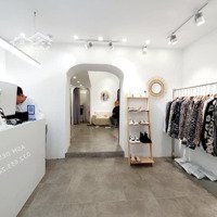 Mặt Phố Hàng Bài 100M2, Mặt Tiền 5M, Giá Thuê 80 Triệu/Tháng. Vị Trí Đối Diện Tràng Tiền Plaza