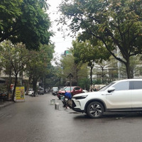 Bán Nhà Mặt Phố Linh Lang Lô Góc 140M2 - 4 Tầng. Lô Góc Kinh Doanh. Mặt Tiền 15M. Giá Chỉ 48 Tỷ