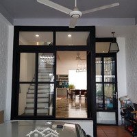 Chuyển Nơi Làm Việc Cần Nhượng Lại Nhà Chính Chủ