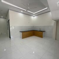 Bán nhanh nhà mới xây kiên cố, 3PN, 2 nhà vệ sinh. Nhà xây diện tích 150m2 kiên cố