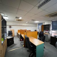 Cho Thuê Nguyên Tầng Sàn Văn Phòng Tại Lê Văn Lương, 306M2, Nội Thất Cơ Bản, Vào Luôn, Giá Rẻ