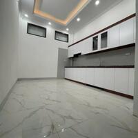 Bán nhà Vũ Tông Phan giá 7.9 tỷ , diện tích 45m2, 4 tầng, mặt tiền 3.5m
