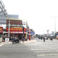 Bán Nhà Đất Lớn Phân Chia Anh Emdiện Tích25M X 100M Sổ Hồng Riêng 1 Người Đứng Tên Đất Khu Dân Cư