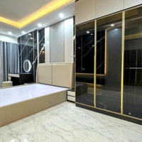 Phân Lô-Võ Thị Sáu-Nở Hậu - 2 Thoáng Trước Sau - Gara Ô Tô - Thang Máy Xịn