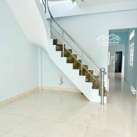 Gần Cầu Vượt Linh Xuân - Thủ Đức - 91M2 ( 5 X 18M) -Hẽm Xe Hơi- 2 Tầng Btct - Hoàn Công - Hơn 4 Tỷ