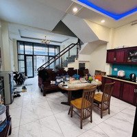Nhà Hiếm, 3 Lầu, Ngang 5M, Đường Nguyễn Thị Thập Quận 7, Nhỉnh 8 Tỷ