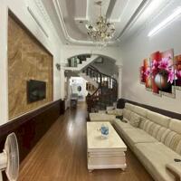Cho thuê nhà full đồ , có sân cổng Văn Cao , Ngô Quyền
