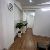 Bán căn hộ chung cư mini  ngõ 1008 đường Láng, Đống Đa 65m, 2 ngủ, nhà đẹp, giá 1.77 tỷ