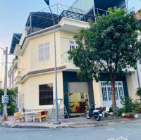 Bán Nhà 3 Tầng Đúc Góc 2 Mặt Tiền, Vị Trí Trung Tâm Ngay Sau Bigc Go Dĩ An