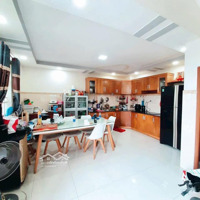 Bán Nhà 3 Tầng Đúc Góc 2 Mặt Tiền, Vị Trí Trung Tâm Ngay Sau Bigc Go Dĩ An