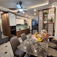 Bán nhà Sài Đồng,Long Biên 6 tầng,30m,mt5m full nội thất nhỉnh 5 tỷ