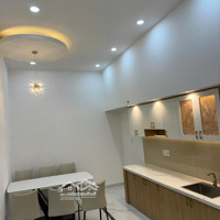 Siêu Vip Pro!Mt Xvnt, Ngã Tư Hàng Xanh+69M2+5 Tầng Mới Hoàn Thiện+ Sổ Vuông+Vỉa Hè 5M - Chỉ 14.7 Tỷ
