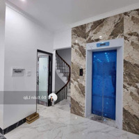 Bán Nhà Mặt Phố Hoàng Quốc Việt,Thoáng Trước Sau, Kinh Doanh Đỉnh, Thang Máy.diện Tích70M2*5T Giá Bán 33 Tỷ.