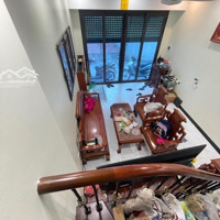 Nhà Đẹp Trung Tâm Ntl -Xuân Phương - Ngõ Rộng Ba Gác Tránh Sh - Lô Góc -Diện Tích 36 M .