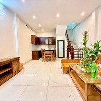 Bán Gấp Nhà 3 Tầng Thượng Cát, Vị Trí Đẹp Ô Tô Đỗ Cổng, Giá: 3,55 Tỷ, Liên Hệ: 0978685116