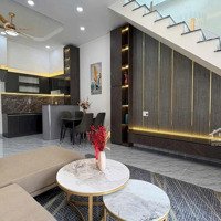 Bán Nhà Phú Mỹ Mới 100% 3Phòng Ngủ Đầy Đủ Nội Thất Vị Trí Gần Trung Tâm Tp Mới Bình Dương