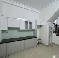Bán Nhà Phố Nguyễn Văn Cừ. 3T X 35M Ngõ Riêng Giá Chỉ 3.9 Tỷ.