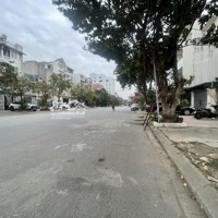 Chuyển Nhượng Căn Nhà Mặt Đường 30M, Khu Văn Cao.diện Tích90M2, Xây 4 Tầng Hướng Ttt. Giá Bán 7.6 Tỷ