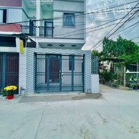 Chuyển Nhà - Bán Gấp Nhà Góc 2Mthẽm Xe Hơixã Trung An, Tp Mỹ Tho. Dt: 5X14M Có 3 Phòng Ngủ 2 Vệ Sinh Giá Bán 1,37 Tỷ Tl
