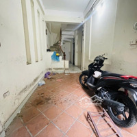 Chỉ 4,99 Tỷ - 33M2, Bán Nhà Đống Đa - Văn Chương, Nhà Dân Xây, Về Ở Luôn, Ngõ 3 Gác, Giao Dịch Ngay